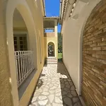 Valentino Corfu شقة فندقية