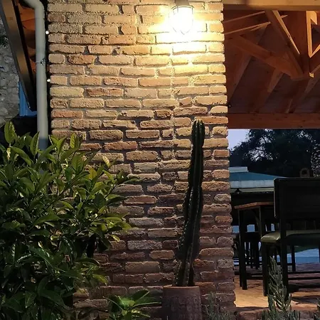 Valentino Corfu Hotel de apartamente Ipsos