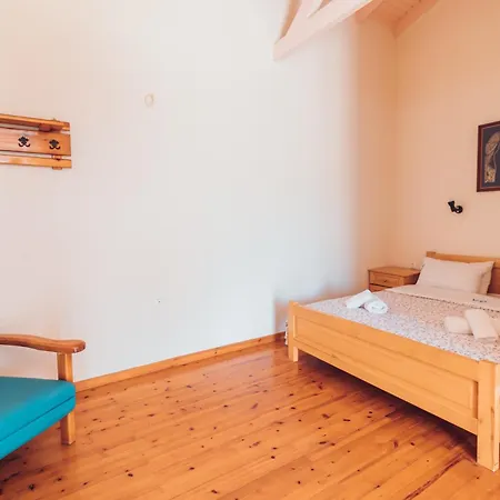 Valentino Corfu Ipsos