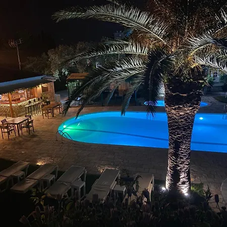 Valentino Corfu Lägenhetshotell 4*