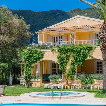 Aparthotel Valentino Corfu