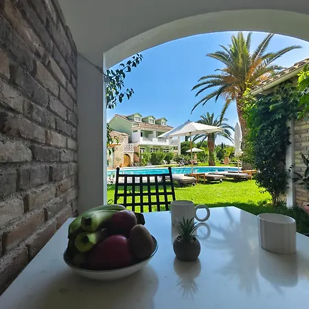 Aparthotel Valentino Corfu
