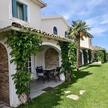 Aparthotel Valentino Corfu 3*