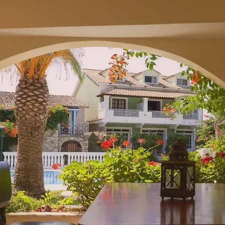 Valentino Corfu Lägenhetshotell Ypsos