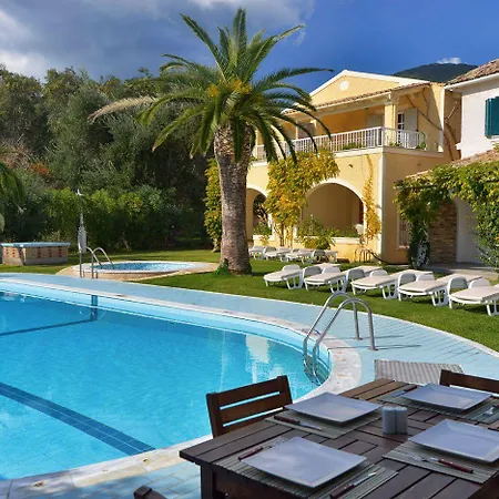 Valentino Corfu Lägenhetshotell Ypsos