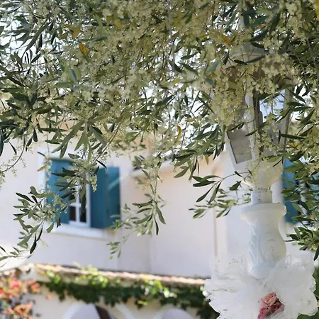 Aparthotel Valentino Corfu 4*